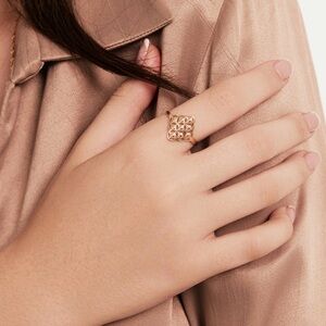 14K Solid Gold Geometric Design Ring- size 5